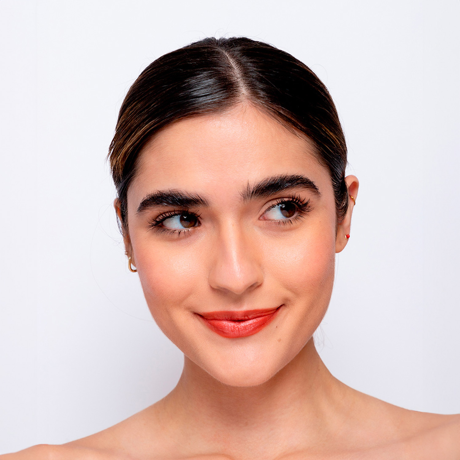 LIQUID FOUNDATION (MAQUILLAJE L&Iacute;QUIDO)